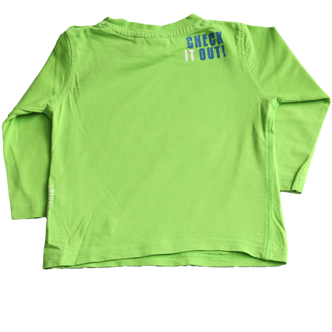 Longsleeve Fris groen van Baby Blue boy (achterkant) in maat 86. Deze longsleeve is een opvallend exemplaar door zijn frisse appeltjes groene kleur.