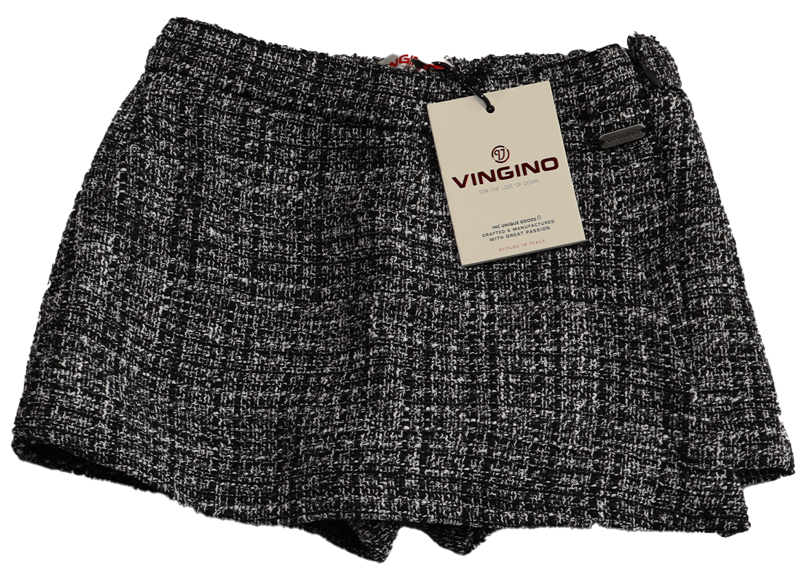 Vingino Rachelle in maat 104 is een stijlvolle broekrok. Deze broekrok is gemaakt om heerlijk in te bewegen en buiten te spelen.