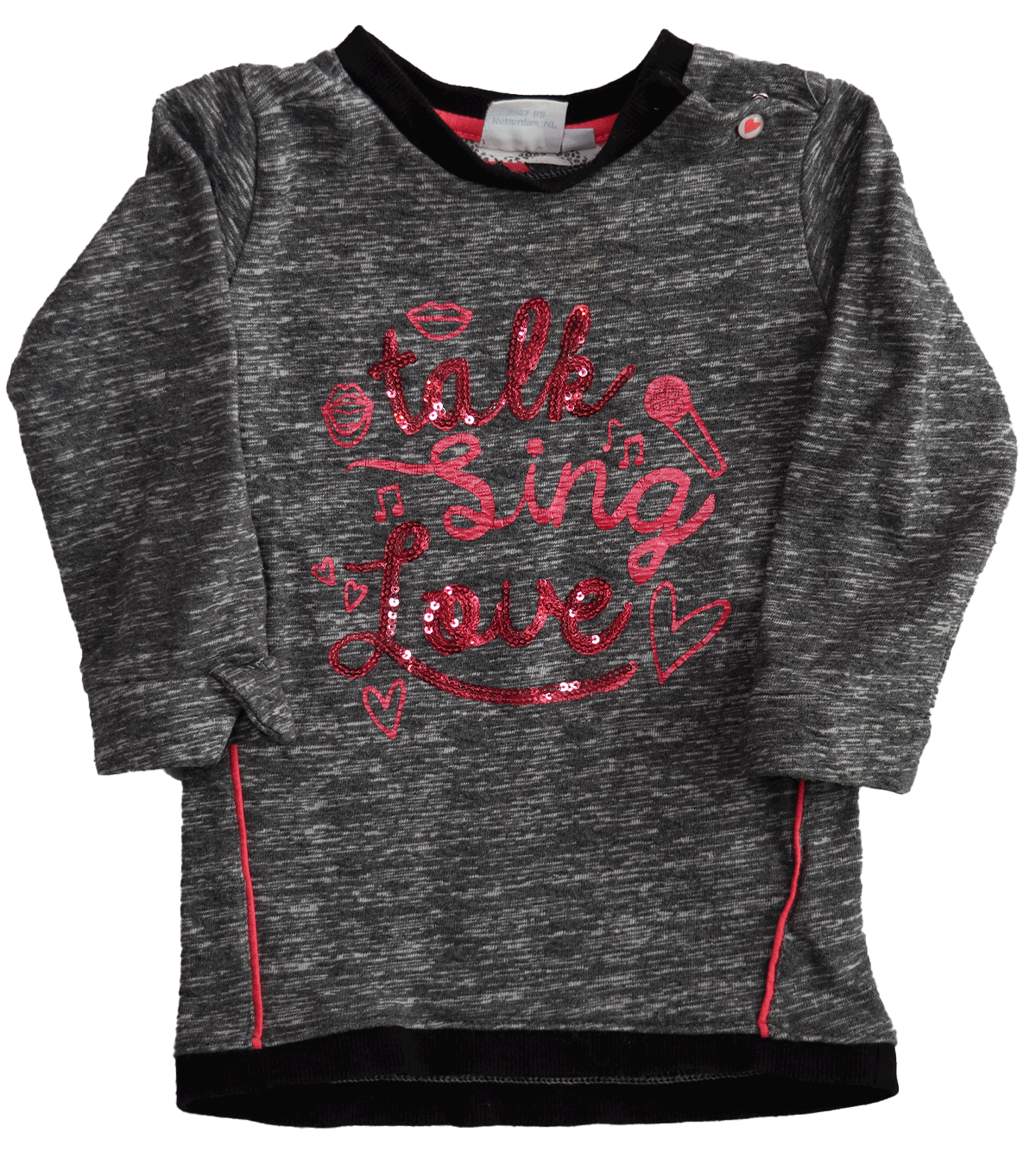 Feetje jurk talk Sing love in maat 80. Deze leuke jurk draagt de speelse tekst 'Talk, sing en love'. Deze jurk is gemaakt in stoere grijs tinten.