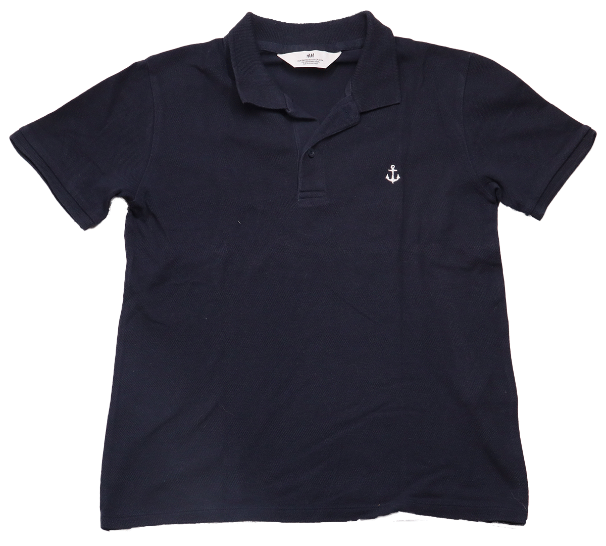 H&M donkerblauwe polo t-shirt in maat 134-140 voor jongens in het donker blauw is een stijlvolle en veelzijdige keuze voor elke garderobe.
